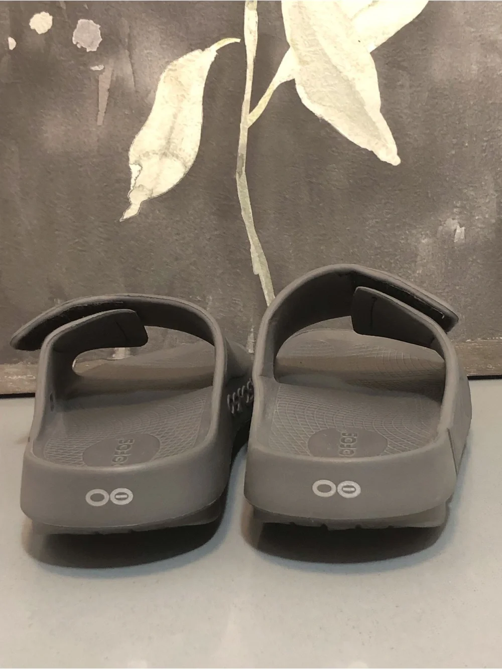 Oofos OOahh Slides sz 8